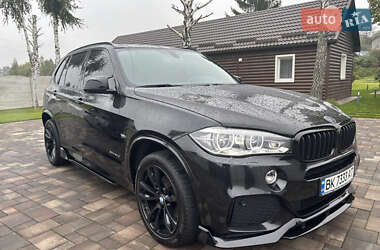 Внедорожник / Кроссовер BMW X5 2017 в Ровно
