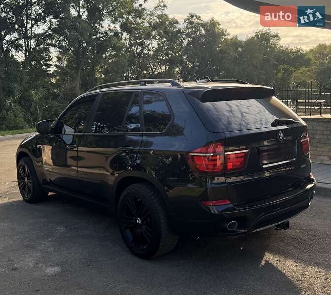 Внедорожник / Кроссовер BMW X5 2012 в Киеве