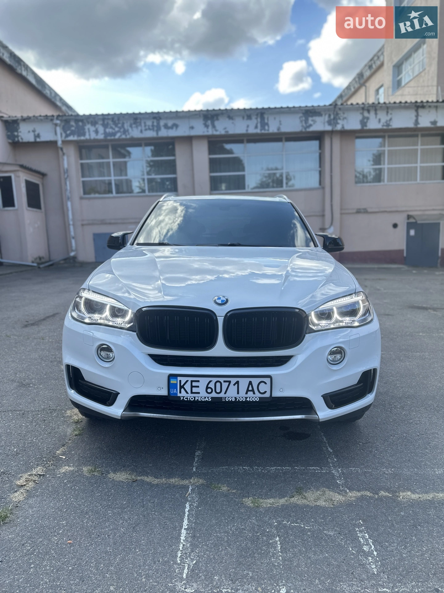 2016 BMW X5 - мініатюра 4