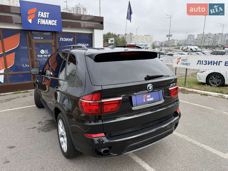 Позашляховик / Кросовер BMW X5 2011 в Києві