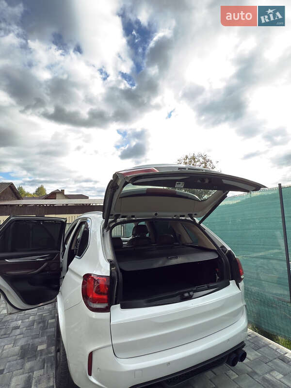 Внедорожник / Кроссовер BMW X5 2015 в Черновцах