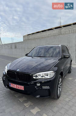 Внедорожник / Кроссовер BMW X5 2015 в 