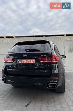 Внедорожник / Кроссовер BMW X5 2015 в 