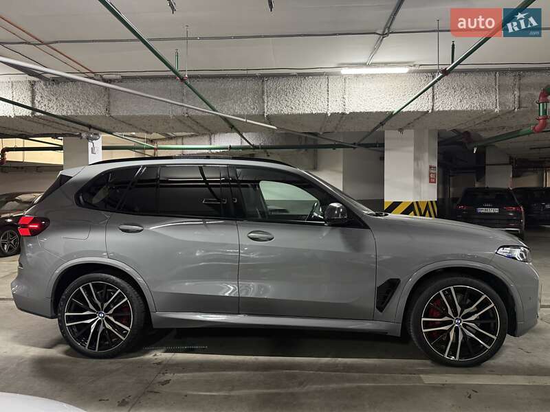 Позашляховик / Кросовер BMW X5 2023 в Києві