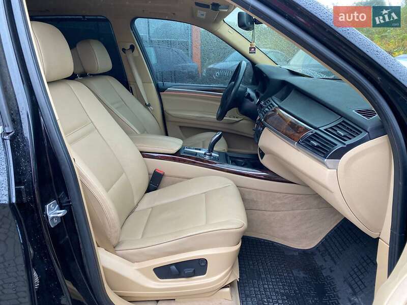 Позашляховик / Кросовер BMW X5 2013 в Львові фото 25 Позашляховик / Кросовер BMW X5 2013 в Львові
