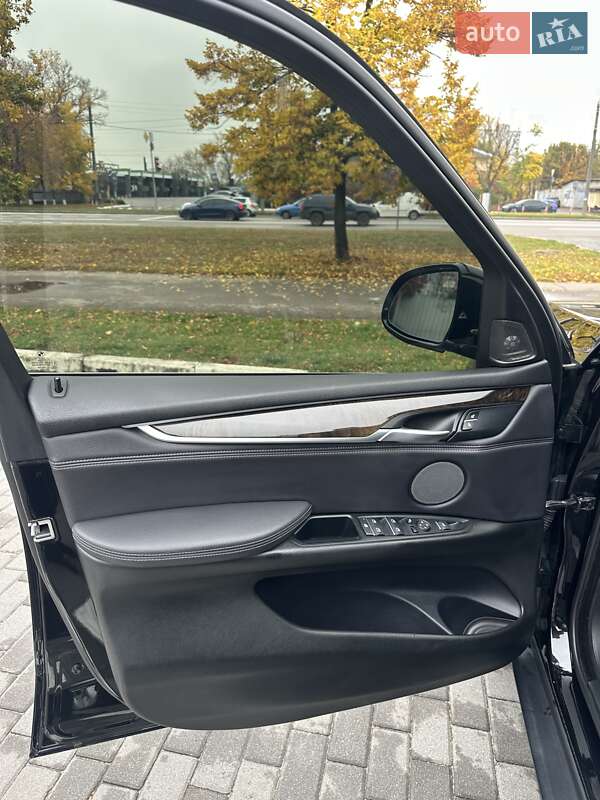 Внедорожник / Кроссовер BMW X5 2017 в Киеве
