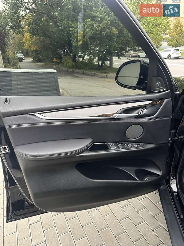 Внедорожник / Кроссовер BMW X5 2017 в Киеве
