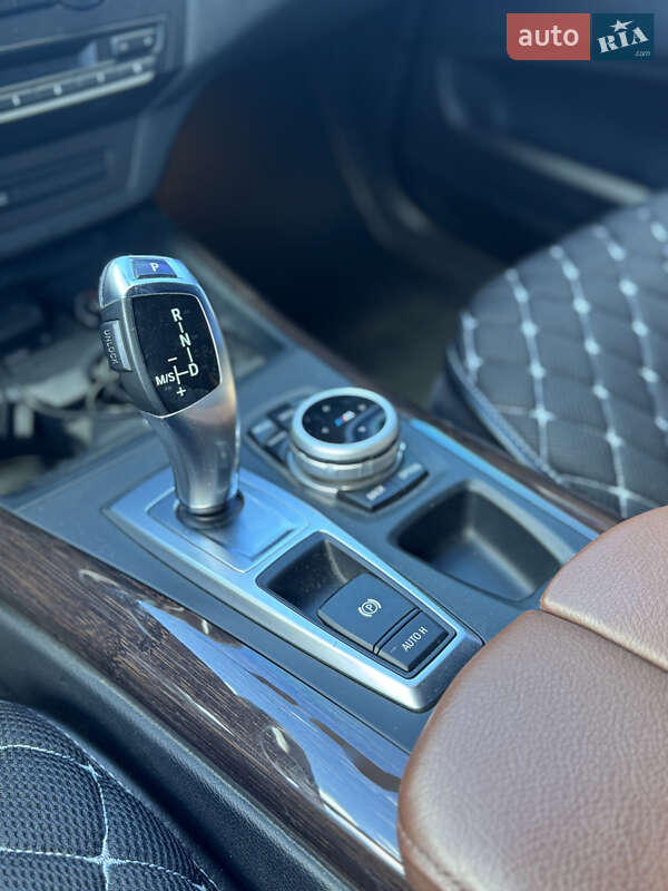 Позашляховик / Кросовер BMW X5 2012 в Житомирі