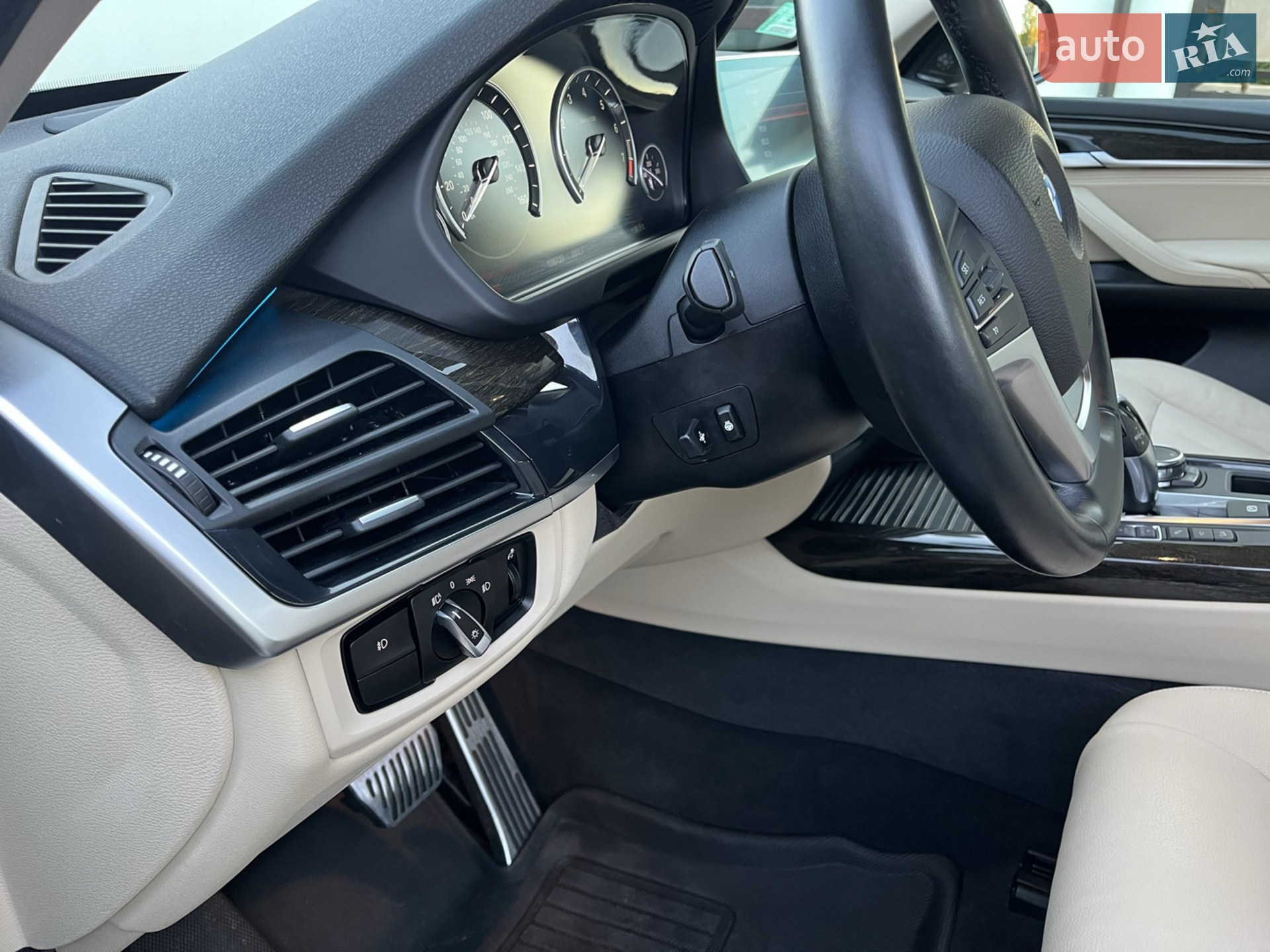2016 BMW X5 - мініатюра 2