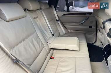 Позашляховик / Кросовер BMW X5 2004 в 