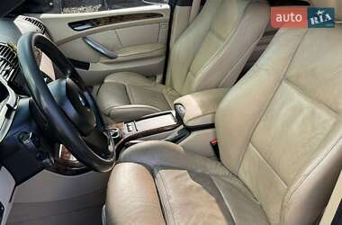 Позашляховик / Кросовер BMW X5 2004 в 