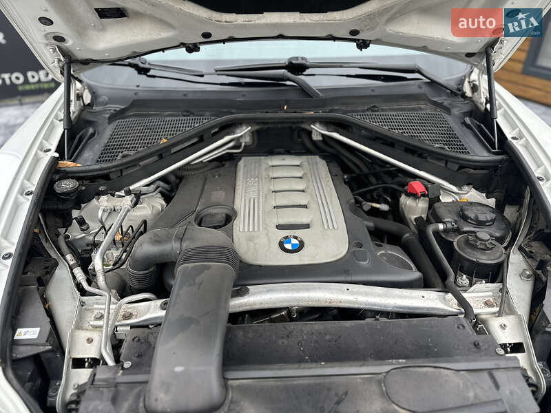 Позашляховик / Кросовер BMW X5 2010 в Вінниці