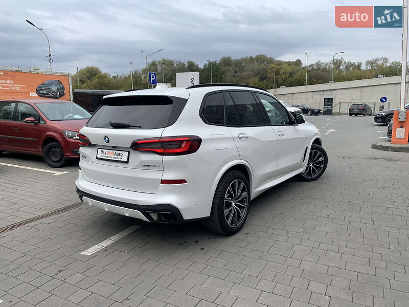 Внедорожник / Кроссовер BMW X5 2022 в Ивано-Франковске
