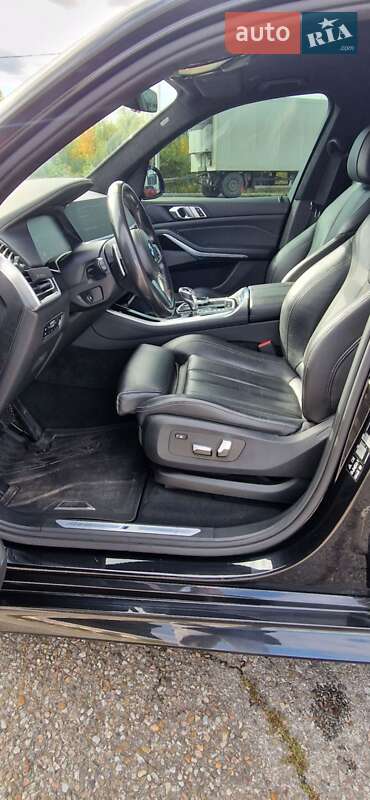 Позашляховик / Кросовер BMW X5 2019 в Чернівцях фото 19 Позашляховик / Кросовер BMW X5 2019 в Чернівцях