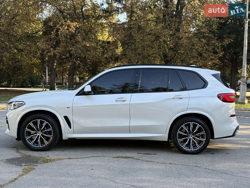 Внедорожник / Кроссовер BMW X5 2019 в Желтых Водах