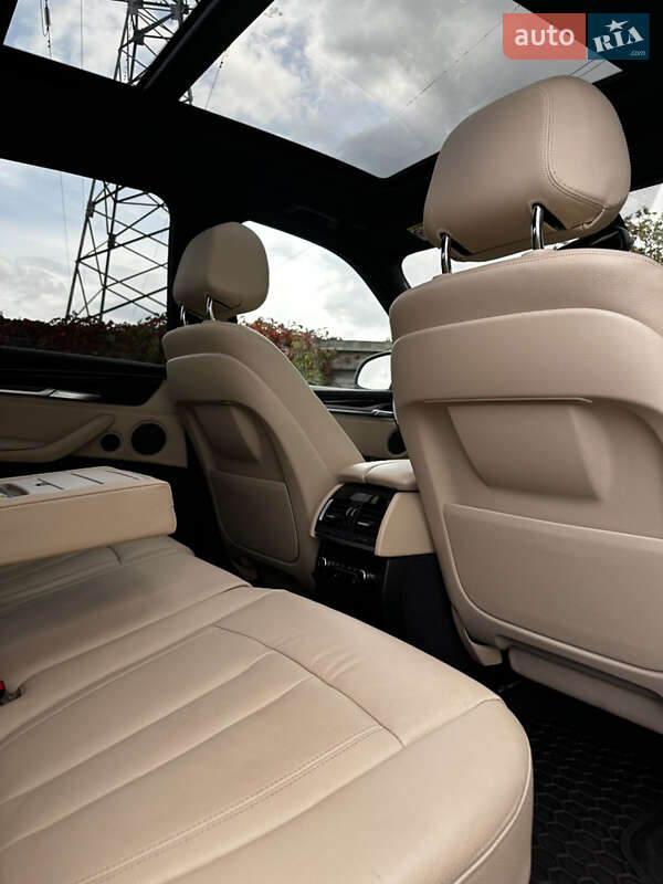 Внедорожник / Кроссовер BMW X5 2016 в Киеве