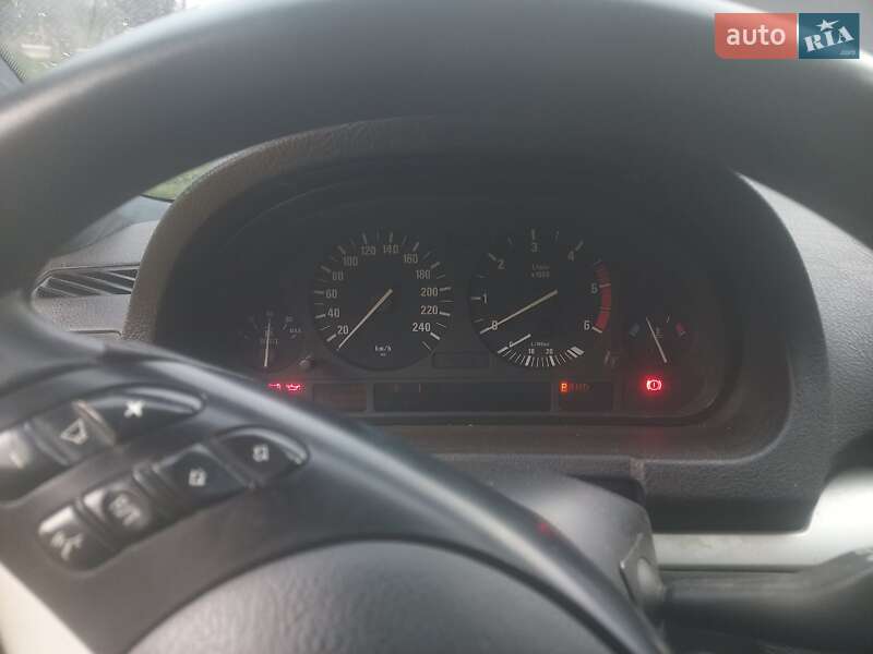 Внедорожник / Кроссовер BMW X5 2003 в Гоще фото 11 Внедорожник / Кроссовер BMW X5 2003 в Гоще