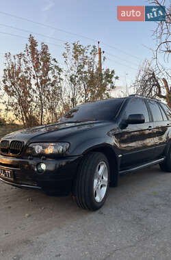 Внедорожник / Кроссовер BMW X5 2003 в Змиеве