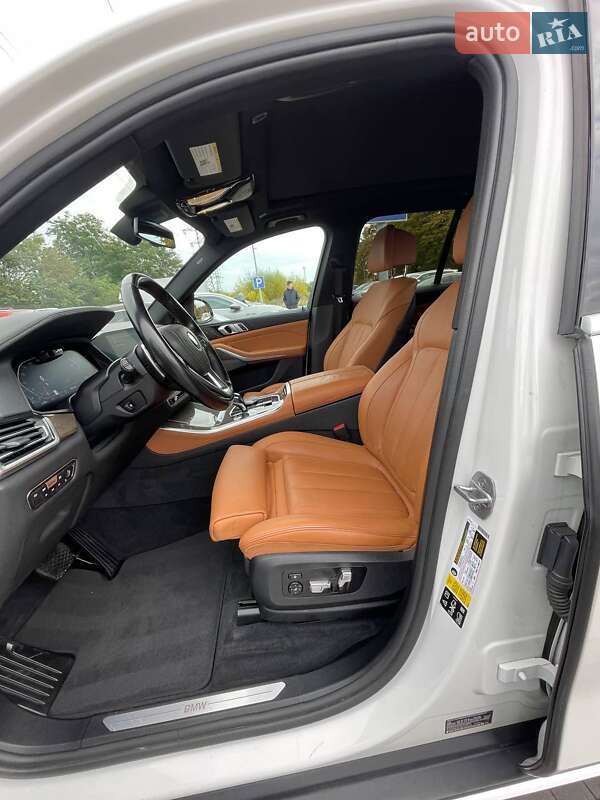 Позашляховик / Кросовер BMW X5 2018 в Львові фото 11 Позашляховик / Кросовер BMW X5 2018 в Львові