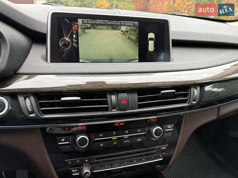 Позашляховик / Кросовер BMW X5 2015 в Києві