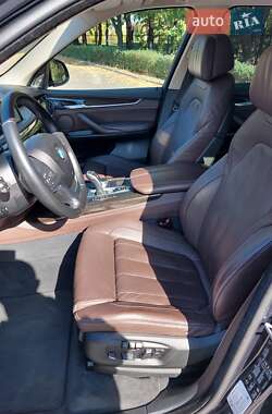 Внедорожник / Кроссовер BMW X5 2018 в 