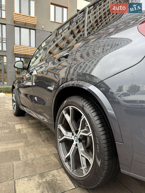 Внедорожник / Кроссовер BMW X5 2022 в Киеве