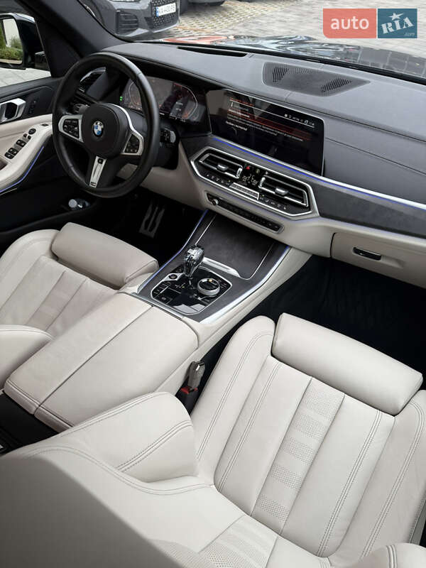 Внедорожник / Кроссовер BMW X5 2022 в Киеве