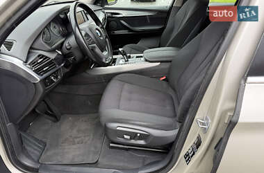 Позашляховик / Кросовер BMW X5 2016 в  фото 12 Позашляховик / Кросовер BMW X5 2016 в