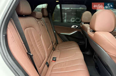 Внедорожник / Кроссовер BMW X5 2022 в 