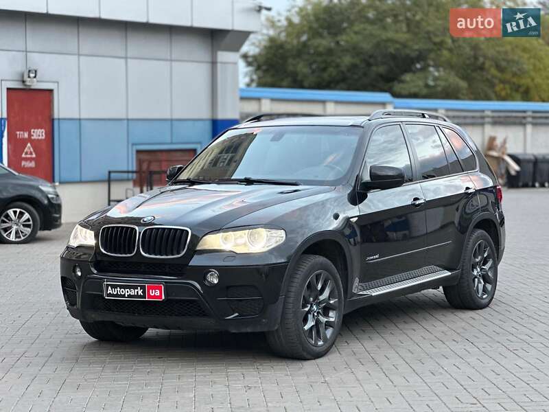 Внедорожник / Кроссовер BMW X5 2012 в 