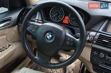 Внедорожник / Кроссовер BMW X5 2012 в 
