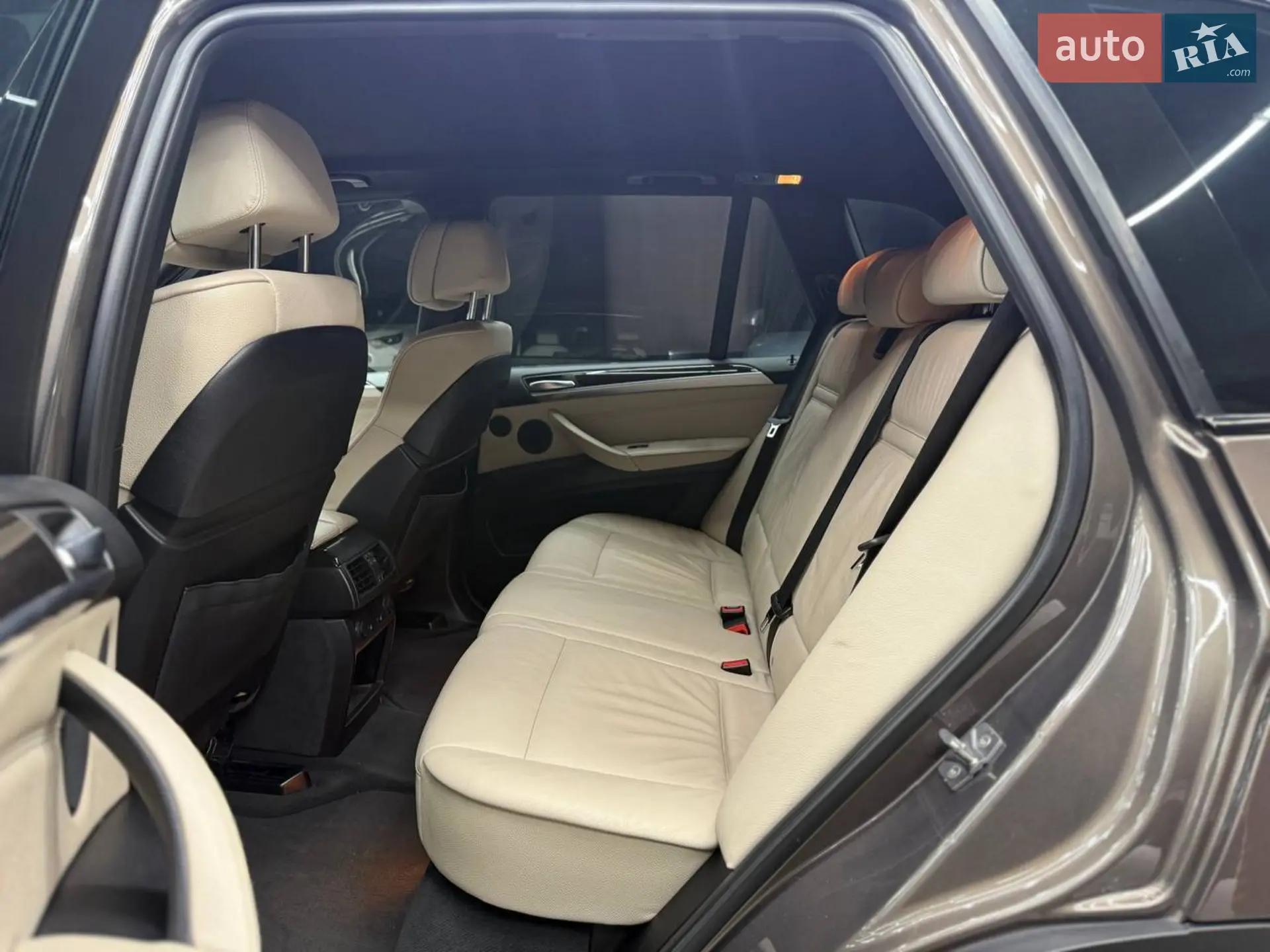 2011 BMW X5 - мініатюра 16