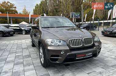 Позашляховик / Кросовер BMW X5 2010 в  фото 6 Позашляховик / Кросовер BMW X5 2010 в
