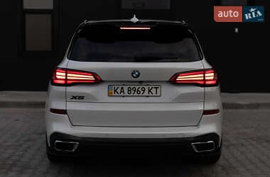 Внедорожник / Кроссовер BMW X5 2019 в 