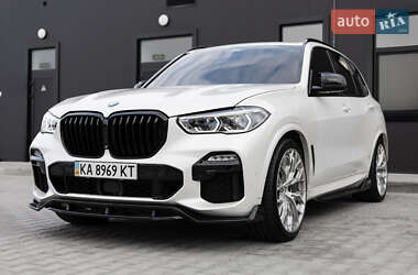 Внедорожник / Кроссовер BMW X5 2019 в 