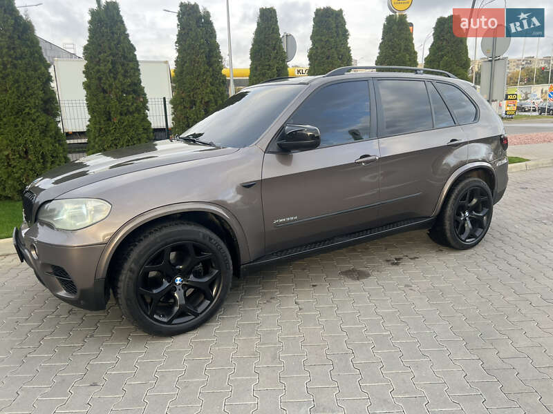 Позашляховик / Кросовер BMW X5 2011 в Києві