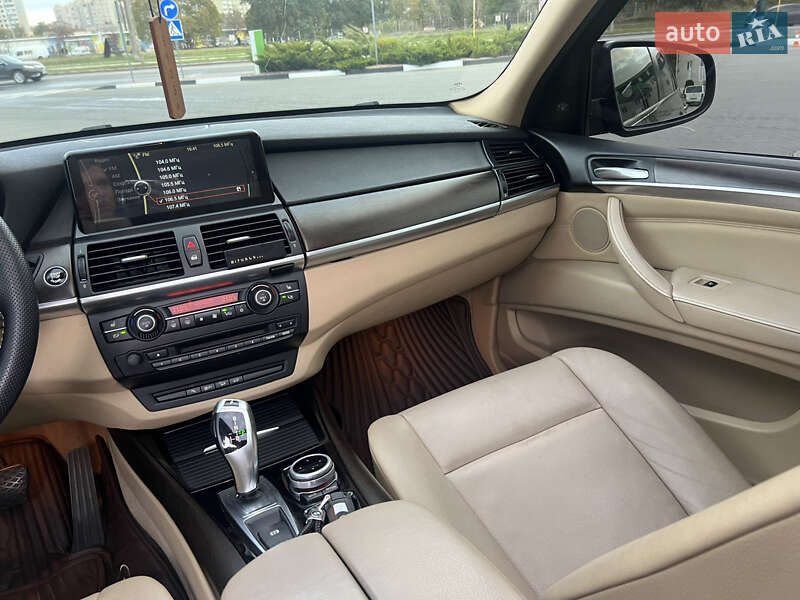 Позашляховик / Кросовер BMW X5 2011 в Києві
