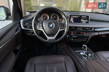 Внедорожник / Кроссовер BMW X5 2016 в 