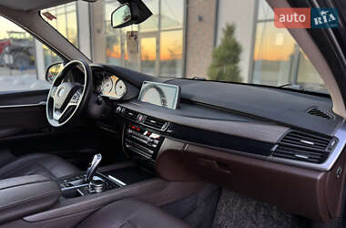 Внедорожник / Кроссовер BMW X5 2016 в 