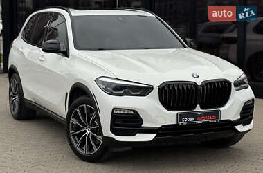 Внедорожник / Кроссовер BMW X5 2019 в 