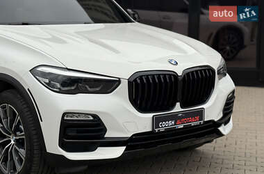 Внедорожник / Кроссовер BMW X5 2019 в 