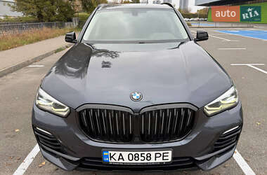 Внедорожник / Кроссовер BMW X5 2018 в 