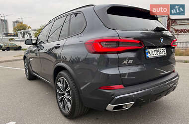 Внедорожник / Кроссовер BMW X5 2018 в 