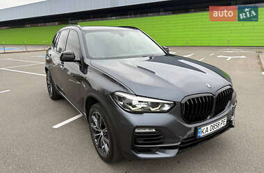 Внедорожник / Кроссовер BMW X5 2018 в 