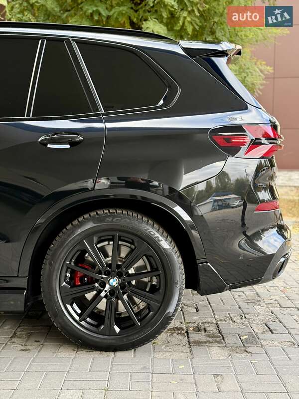 Внедорожник / Кроссовер BMW X5 2024 в Днепре