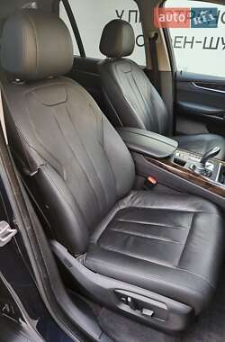 Внедорожник / Кроссовер BMW X5 2015 в 