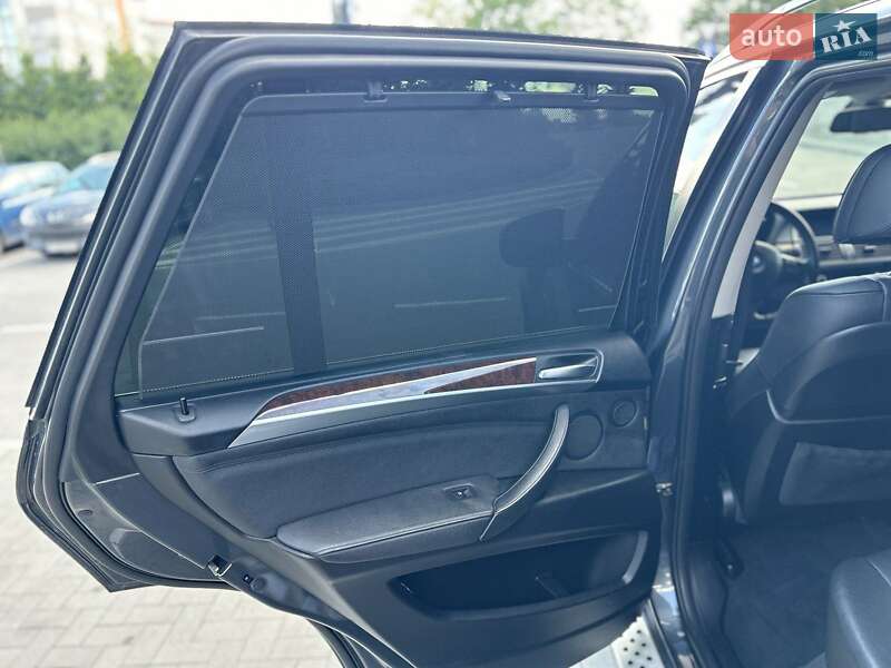 Внедорожник / Кроссовер BMW X5 2012 в Ивано-Франковске