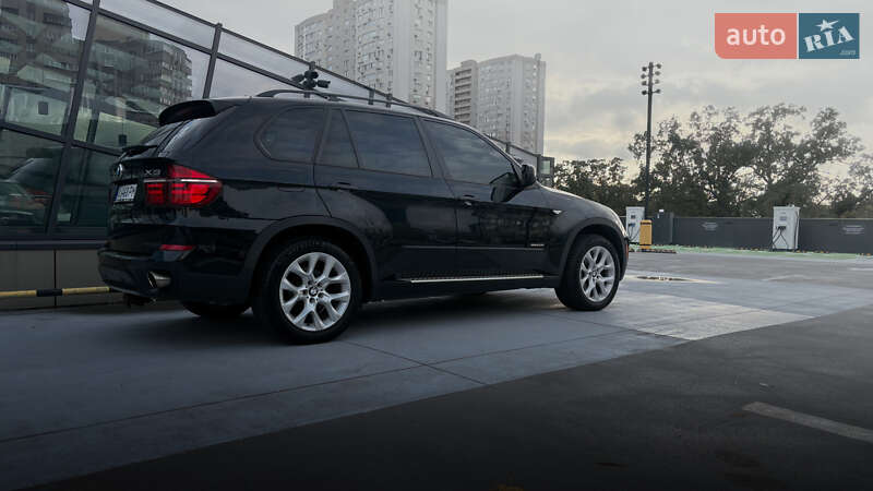 Внедорожник / Кроссовер BMW X5 2011 в Киеве