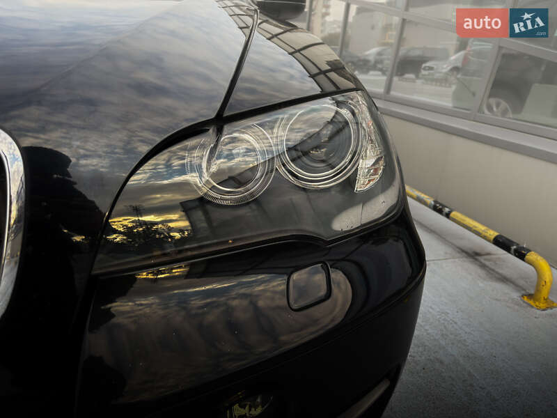 Внедорожник / Кроссовер BMW X5 2011 в Киеве