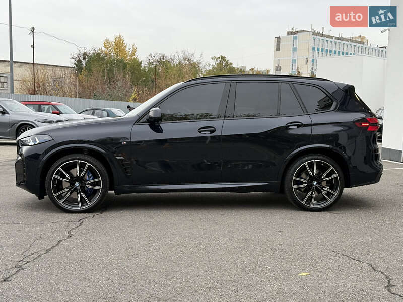 Внедорожник / Кроссовер BMW X5 2024 в Харькове